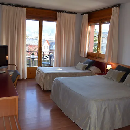 Del Prado 3* Puigcerdà